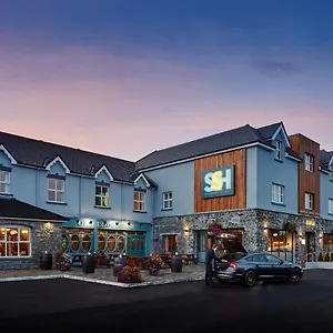 Springs Hotel Shannon Town