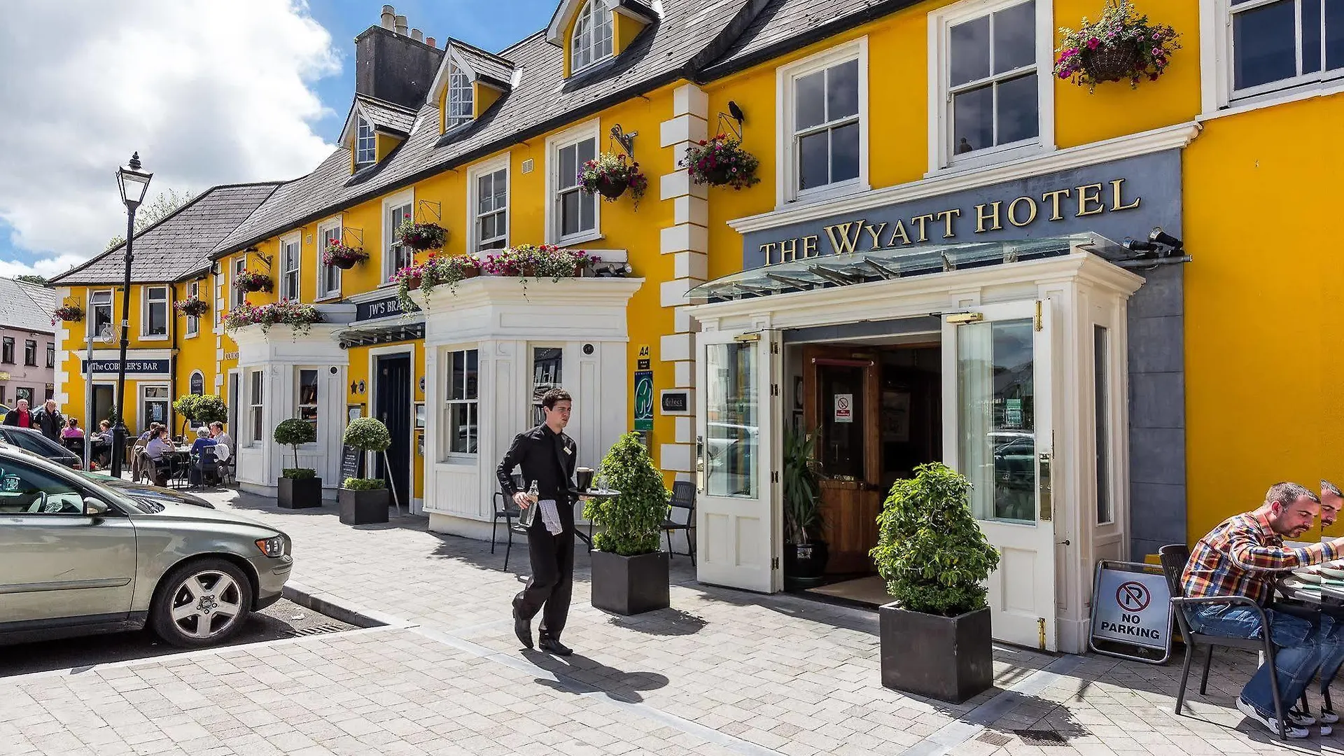 The Wyatt Hotel contacts